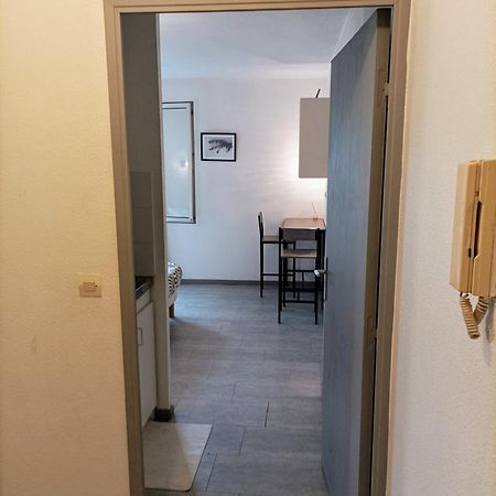 Apartment Near Center Montpellier Bagian luar foto