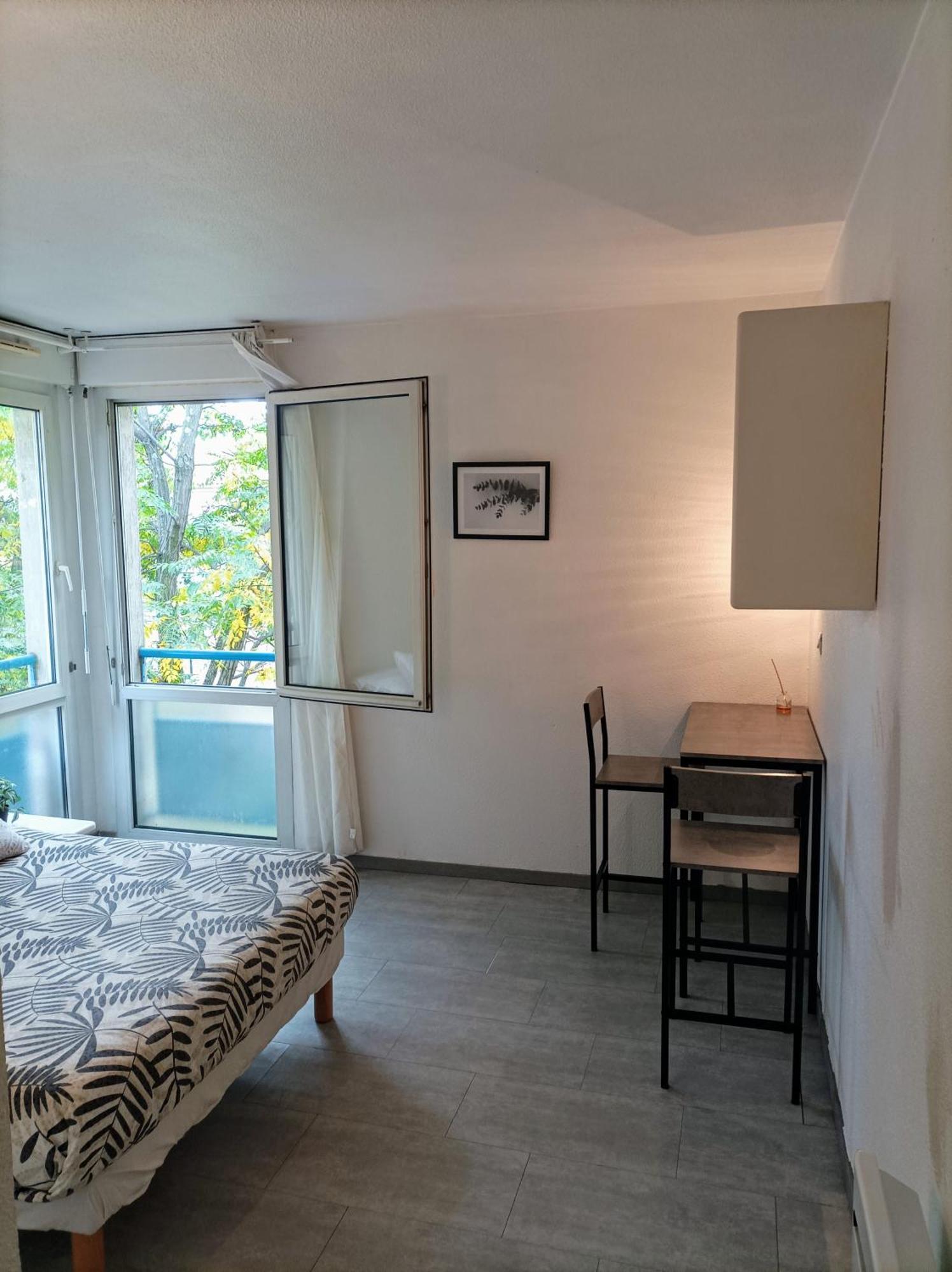 Apartment Near Center Montpellier Bagian luar foto