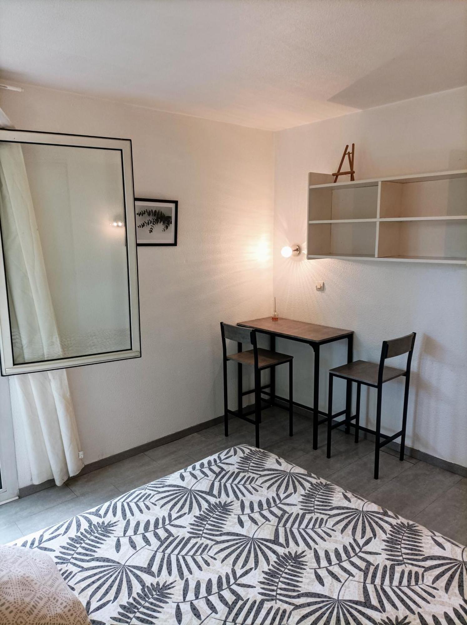 Apartment Near Center Montpellier Bagian luar foto